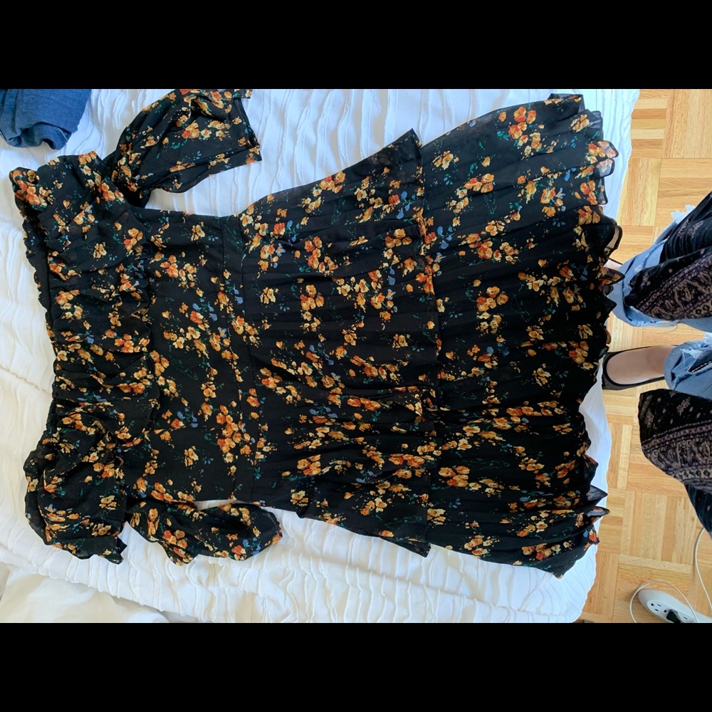 Off Shoulder Dress - Picture 2 of 3